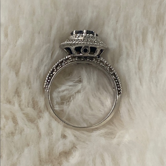 Sapphire Diamond Cluster Ring - Picture 4 of 5